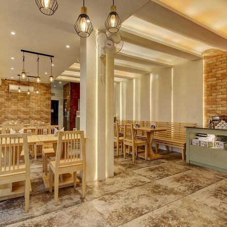 Townhouse Geetraj Near Shalimar Gateway Lucknow Hotell Exteriör bild